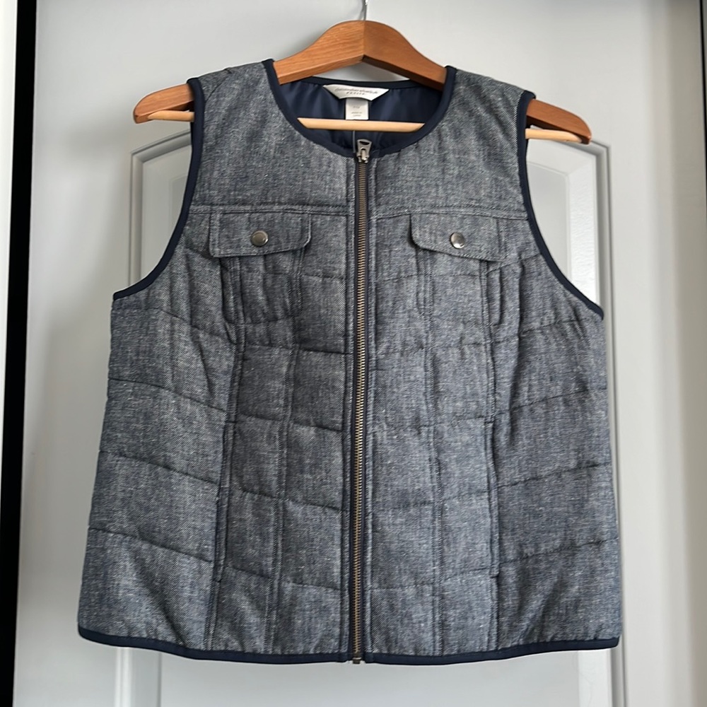 Christopher & Banks Quilted Vest-Navy